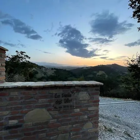 La Valle Degli Ulivi 펜션