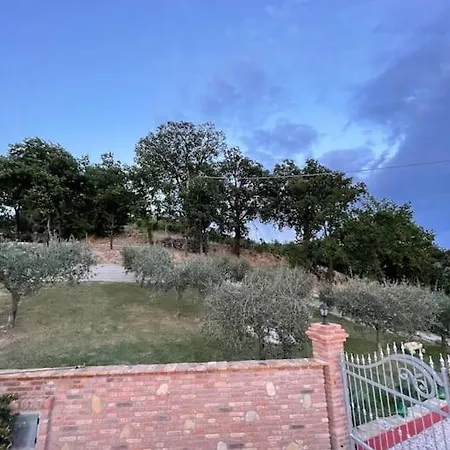 Dom wakacyjny La Valle Degli Ulivi *